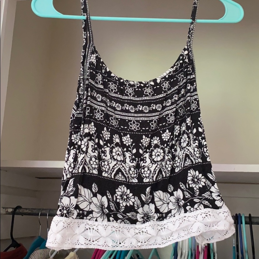 Black and White Crop Top